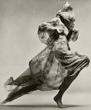 suzy parker evening dress by dior paris studio Richard Avedon