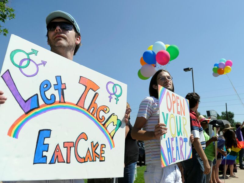 Cake Maker Who Refused Gay Couple Claims Artistic Freedom In Supreme Court Case Artsy