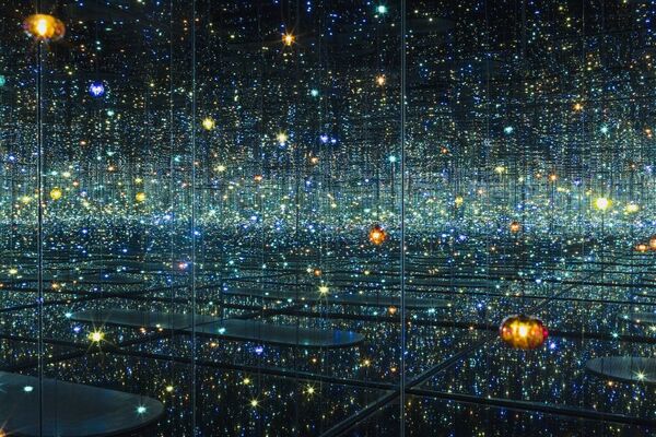 Yayoi Kusama Infinity Theory Garage Museum Of
