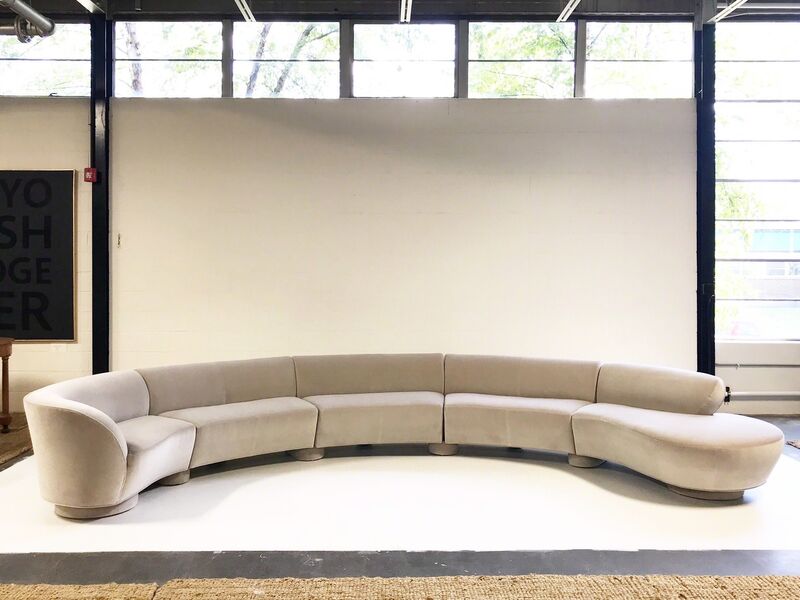 Vladimir Kagan Cloud Sofa Restored In Loro Piana Grey Velvet Mid 20th Century Artsy Vladimir Kagan Cloud Sofa Restored In Loro Piana Grey Velvet Mid 20th Century Artsy
