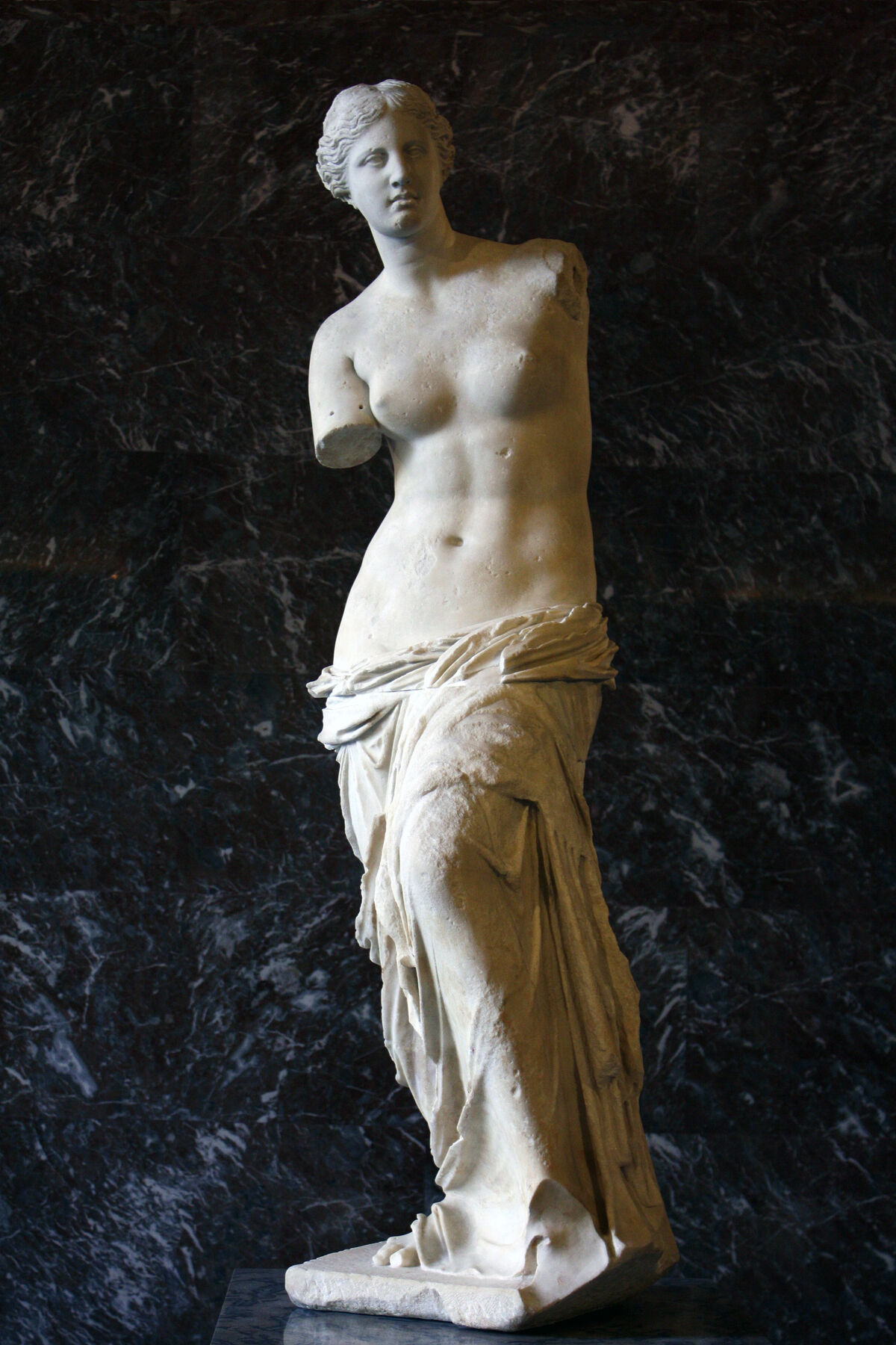 Why Do People Still Think That Classical Sculptures Were Meant To
