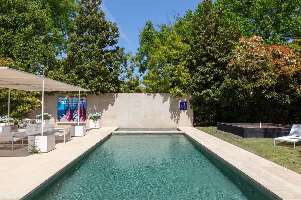 Exterior view of Joe and Kristen Cole’s Dallas home. Photo by Todora Photography.