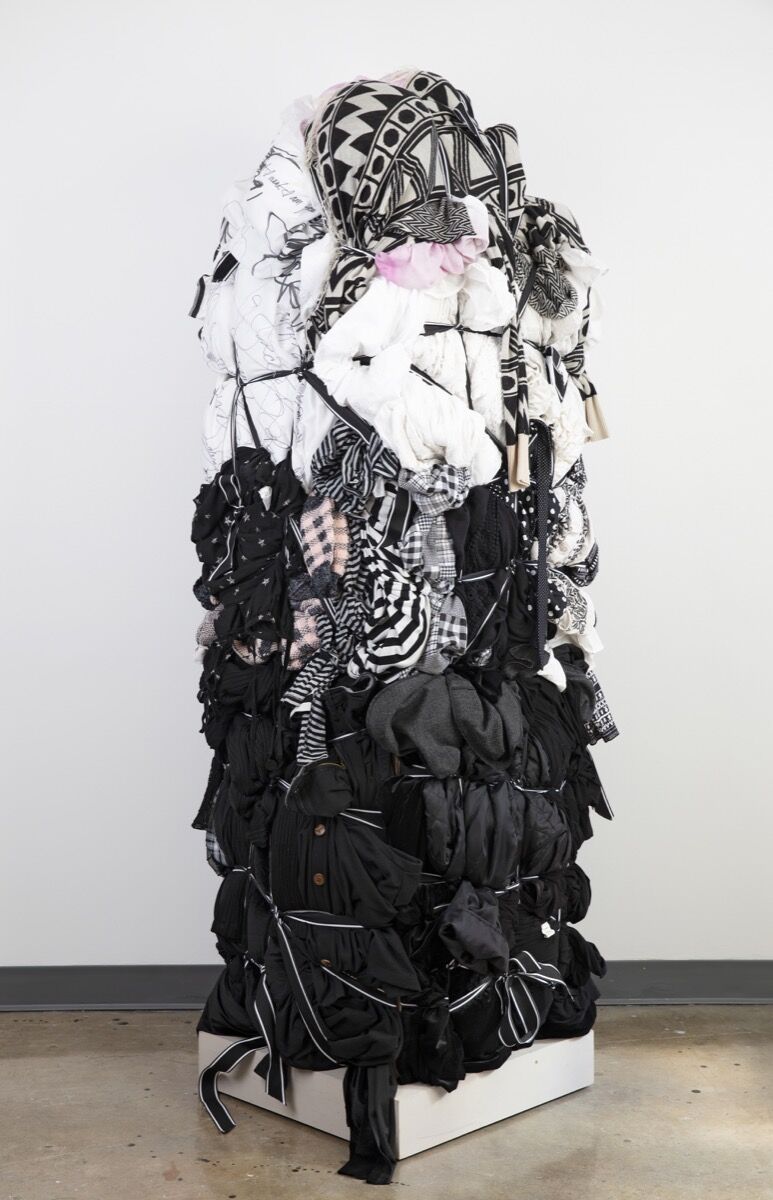 Shinique Smith, Bale Variant No.0025 (Good & Plenty), 2019. © Shinique Smith. Photo by Dan Tuffs. Courtesy of the UBS Art Collection.