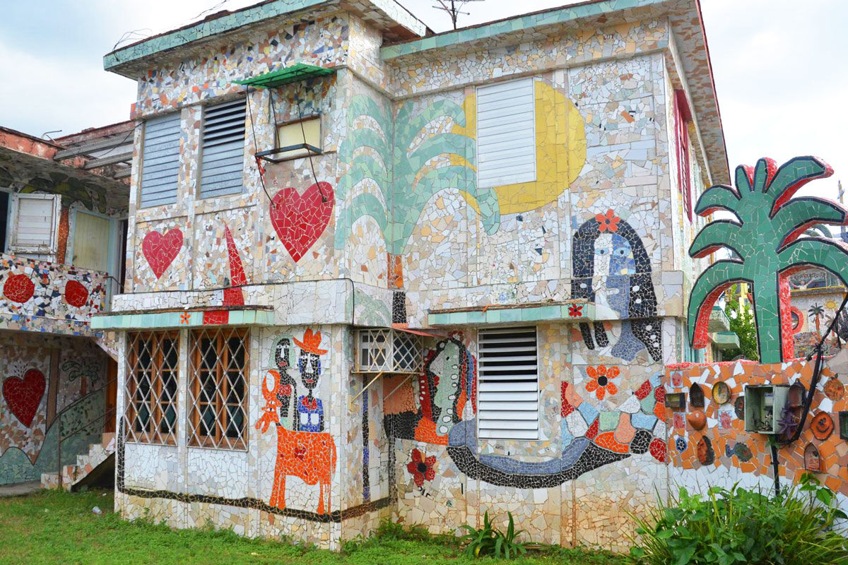 ภาพถ่าย Fusterlandia ของ José Fuster โดย Joe Ross ผ่าน Flickr