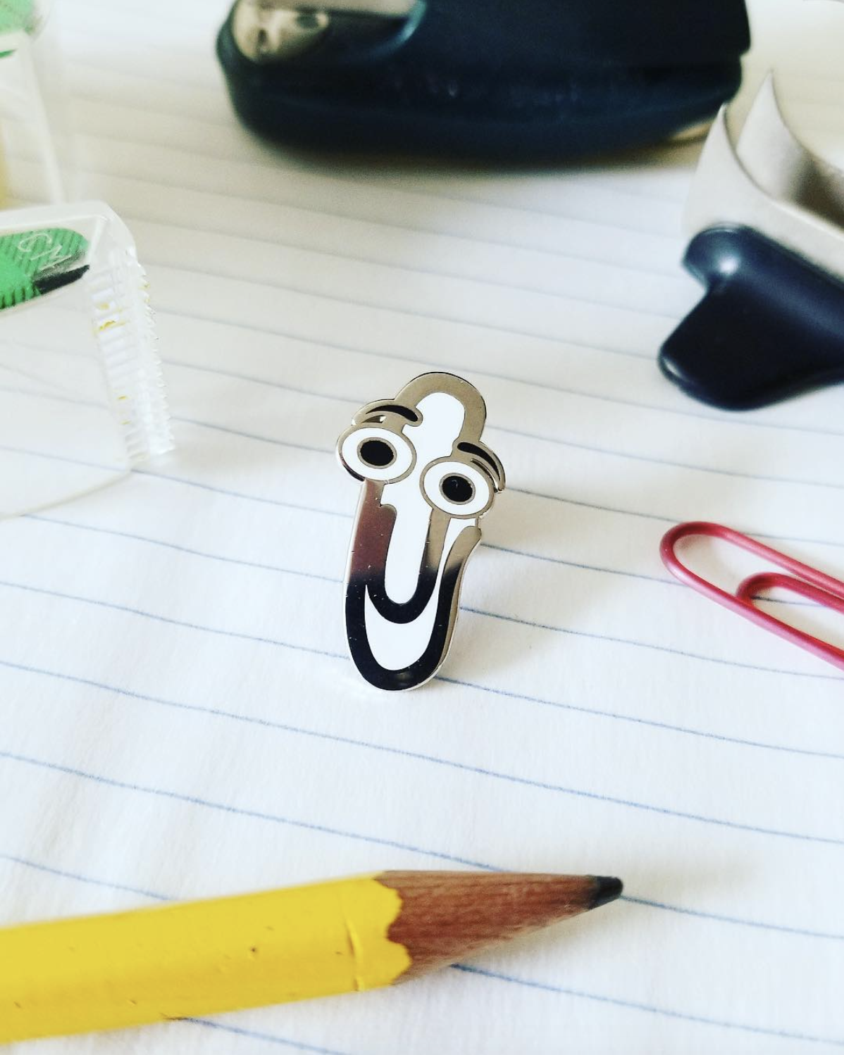 The Life And Death Of Microsoft Clippy The Paper Clip The World Loved To Hate Artsy