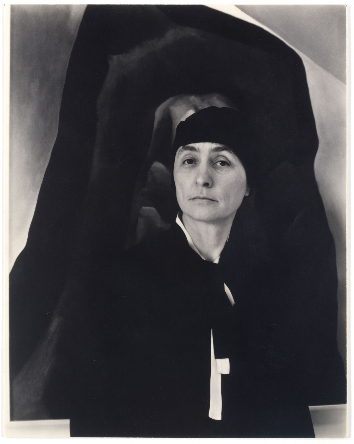 Alfred Stieglitz, Georgia O & # x27; Keeffe, 1930. Cortesía del Museo Metropolitano de Arte.