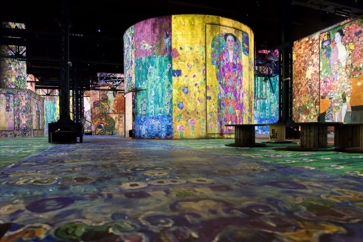 An installation view &nbsp;Atélier des Lumières, with work by Gustav Klimt. Photo by E. Spiller. © Culturespaces. 