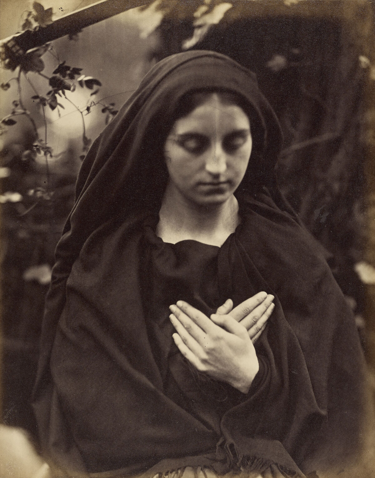 Julia Margaret Cameron, Il Penseroso, 1864. Photo via The J. Paul Getty Museum.