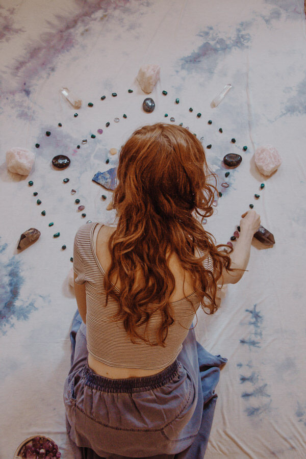 8 Crystals That May Help Artists Be Productive In The Studio Artsy