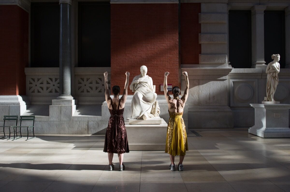Monica Bill Barnes & Company, “The Museum Workout” at the Metropolitan Museum of Art. Photo by Paula Lobo. Courtesy of the Metropolitan Museum of Art.
