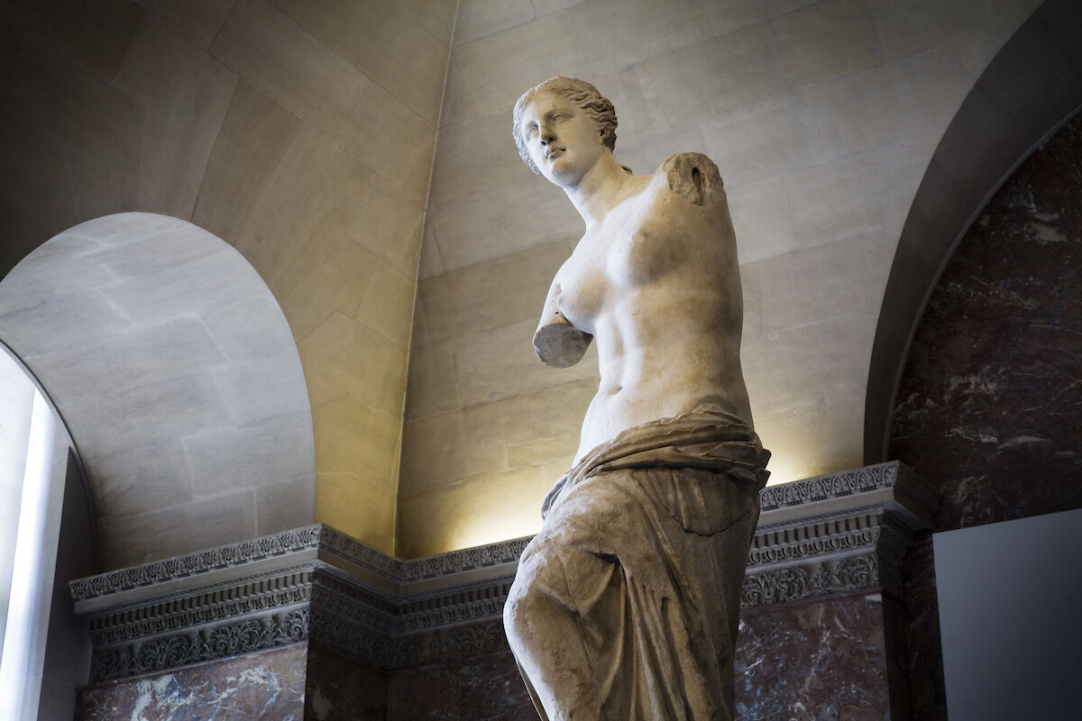 Venus de Milo, no Louvre. Foto: Jorge Royan, via Wikimedia Commons