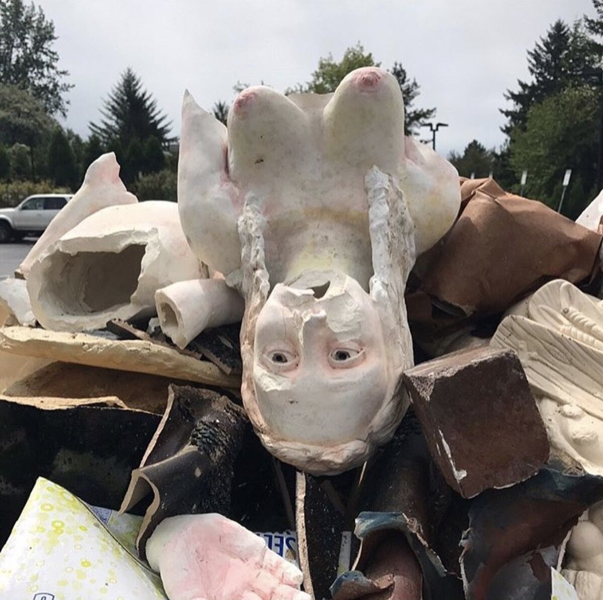 Photo by @myacluffstudio. Reposted by @ceramic_casualties, via Instagram.