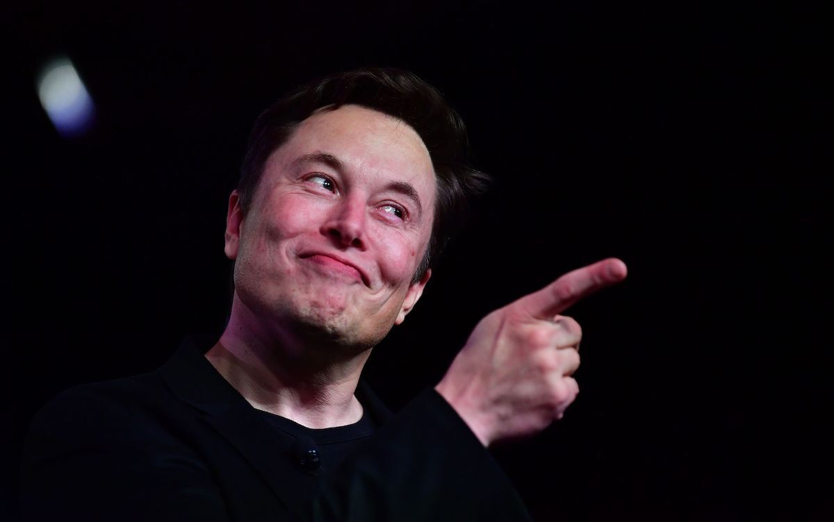 Elon Musk Came Under Fire For Refusing To Credit An Artist Again