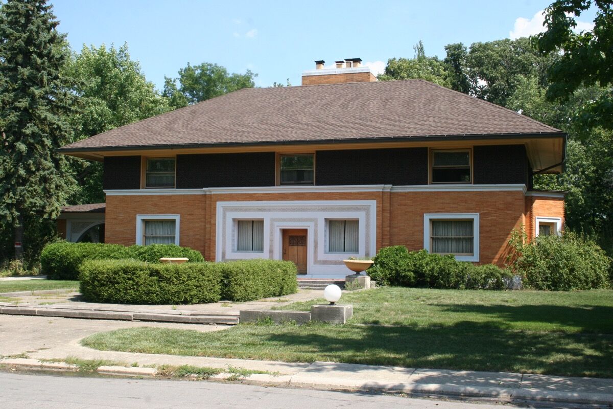 Winslow, William H. House and Stable. Image via Wikimedia Commons.