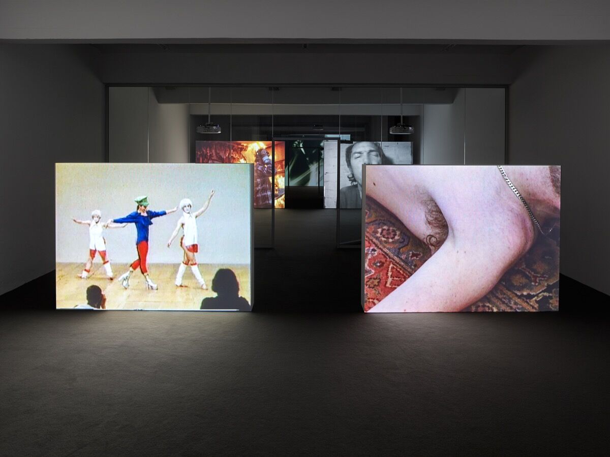 Installation view of “GENERATION LOSS,” at JSC Düsseldorf. Photo Simon Vogel, Cologne.