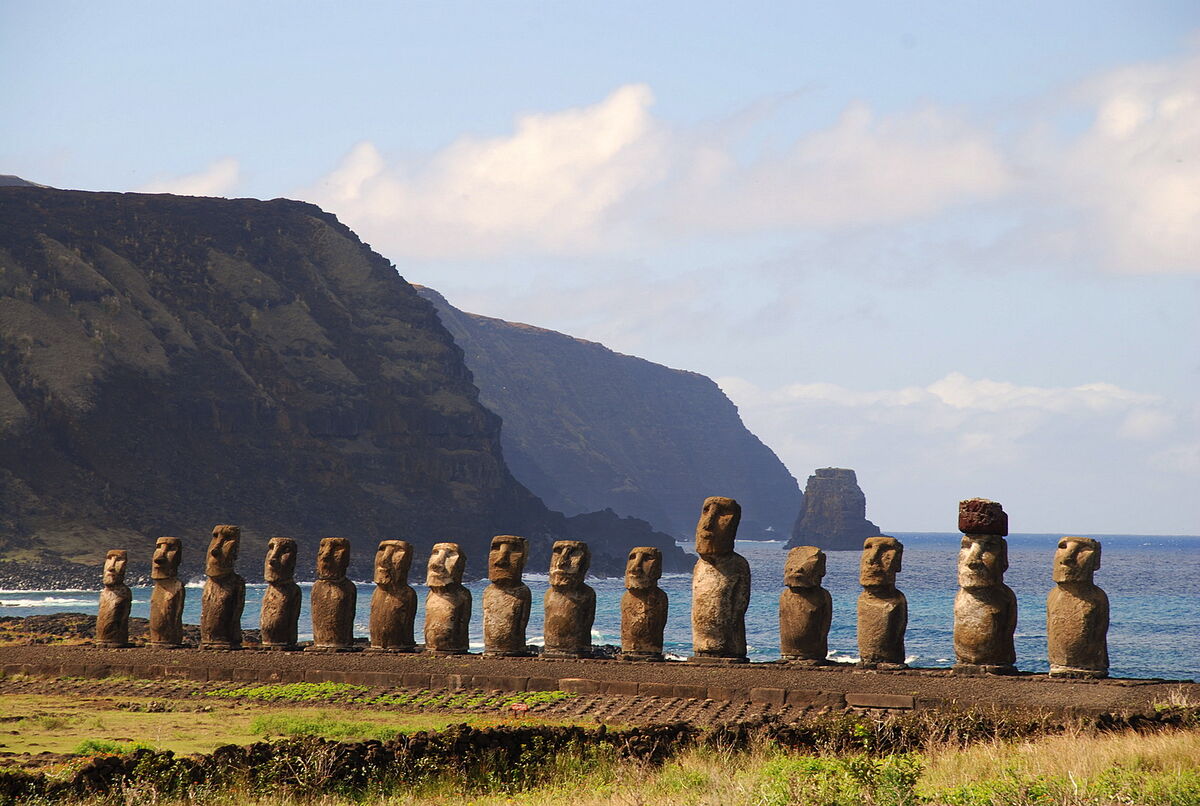 Moai. Photo by RS, via Flickr.