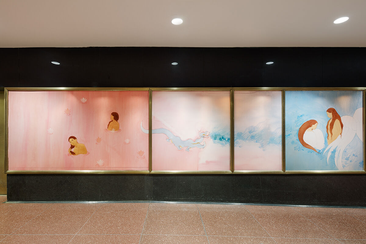 Hiba Schahbaz, installation view of “In My Heart” at Rockefeller Center, New York, 2021. Photo by Olympia Shannon. Courtesy of the artist and Art Production Fund.
