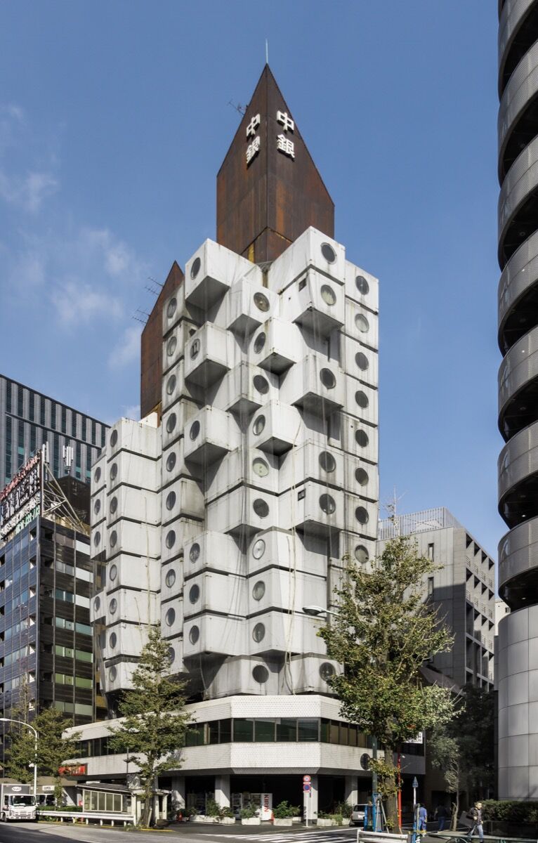 Kisho Kurokowa, Nakagin Capsule Tower, 1970. Image via Wikimedia Commons.
