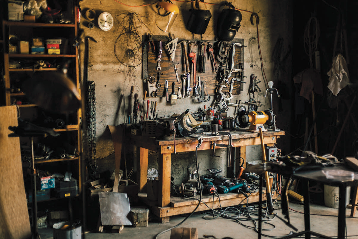 Wendell Dayton’s studio shop, 2016. Photo by Bryan David Hall. Courtesy of the artist. 