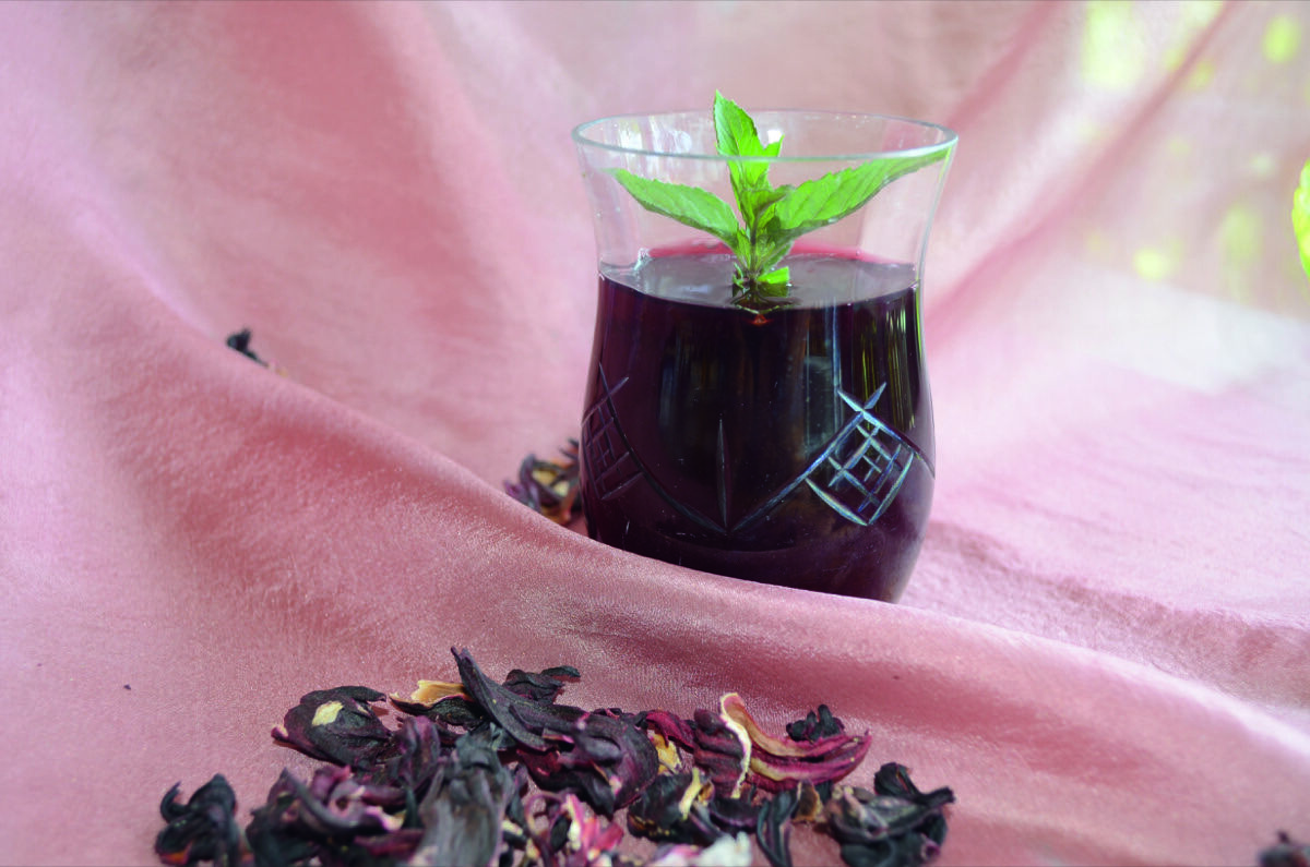 5 Natural Dyes You Can Create From The Contents Of Your Kitchen