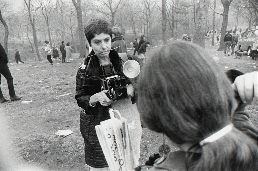 Diane Arbus, "Love-In", Central Park, New York City