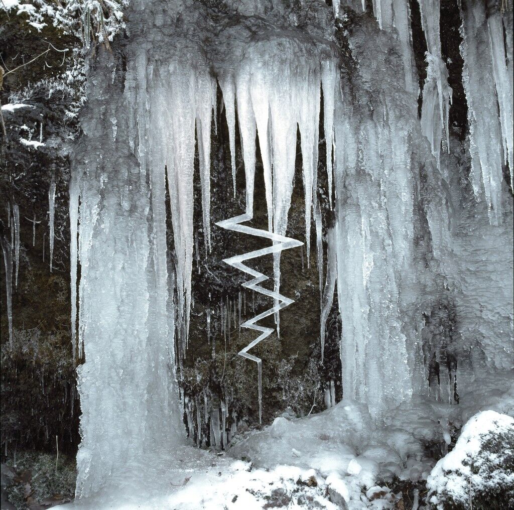 8 Artworks Self Destruct From Andy Goldsworthy s Ice Works To Judy 8-artworks-self-destruct-from-andy-goldsworthy-s-ice-works-to-judy