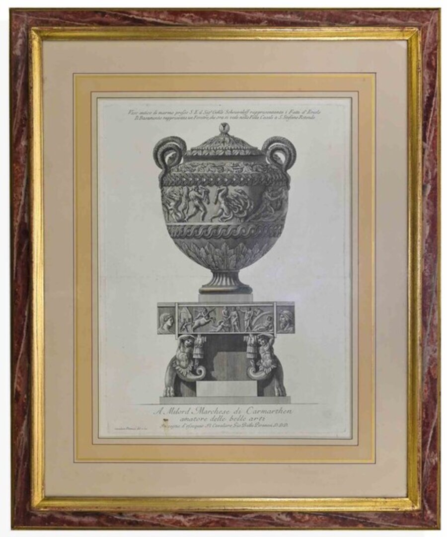 Vaso Anzio di Marmo press S.E. il Sig. Schowvaloff
