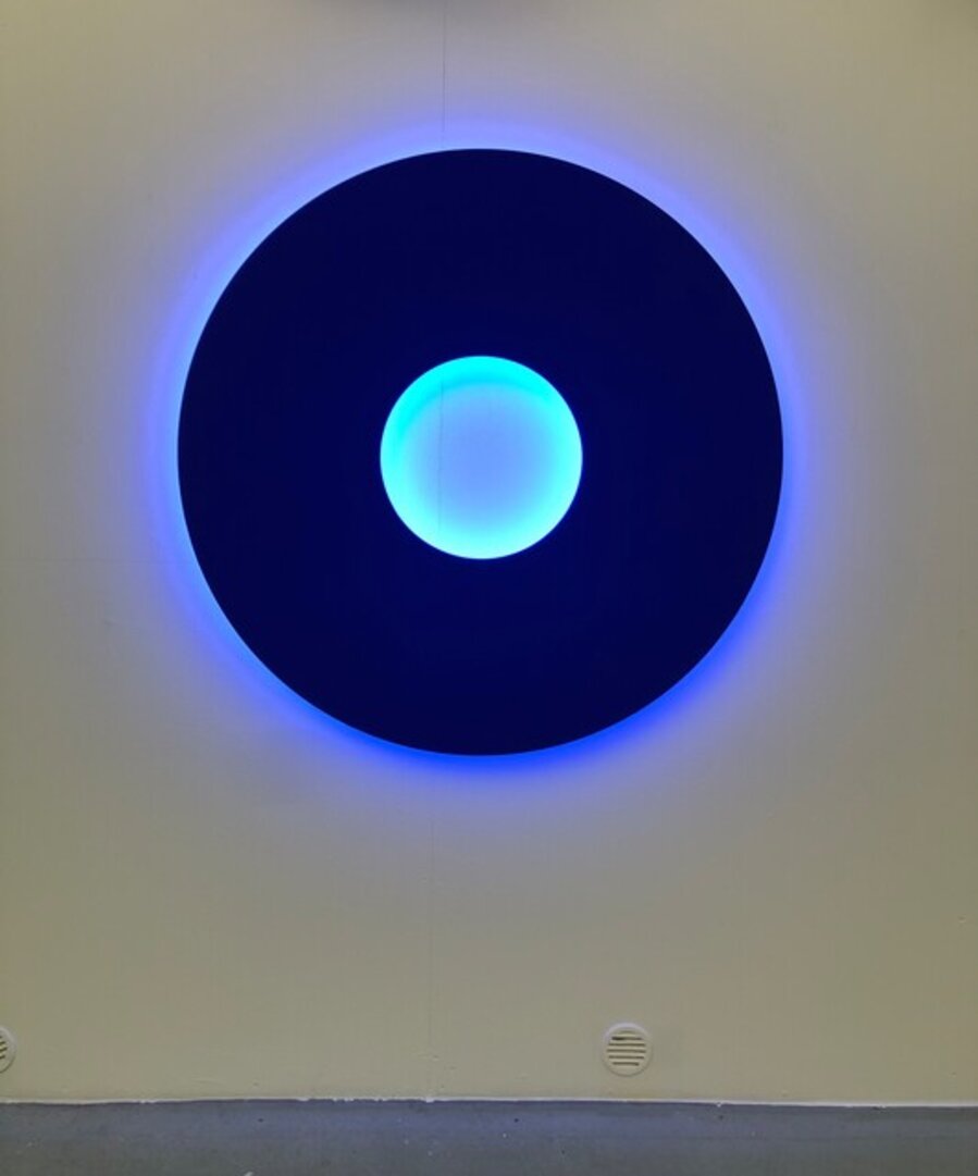 Small Disc Ultramarine Blue
