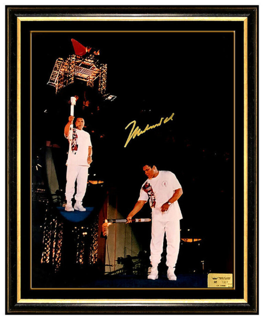 Muhammad Ali Signed Photograph