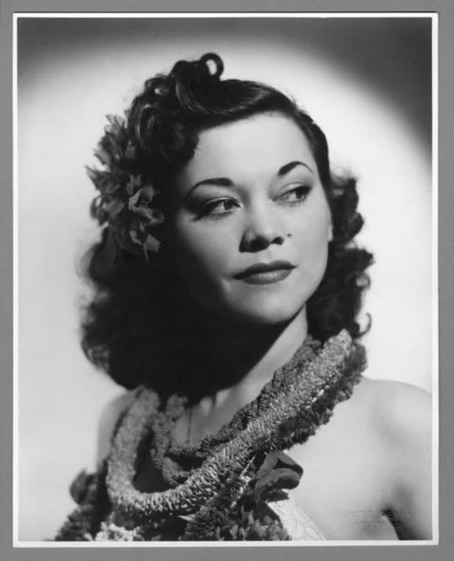 Isabel Rosario Cooper