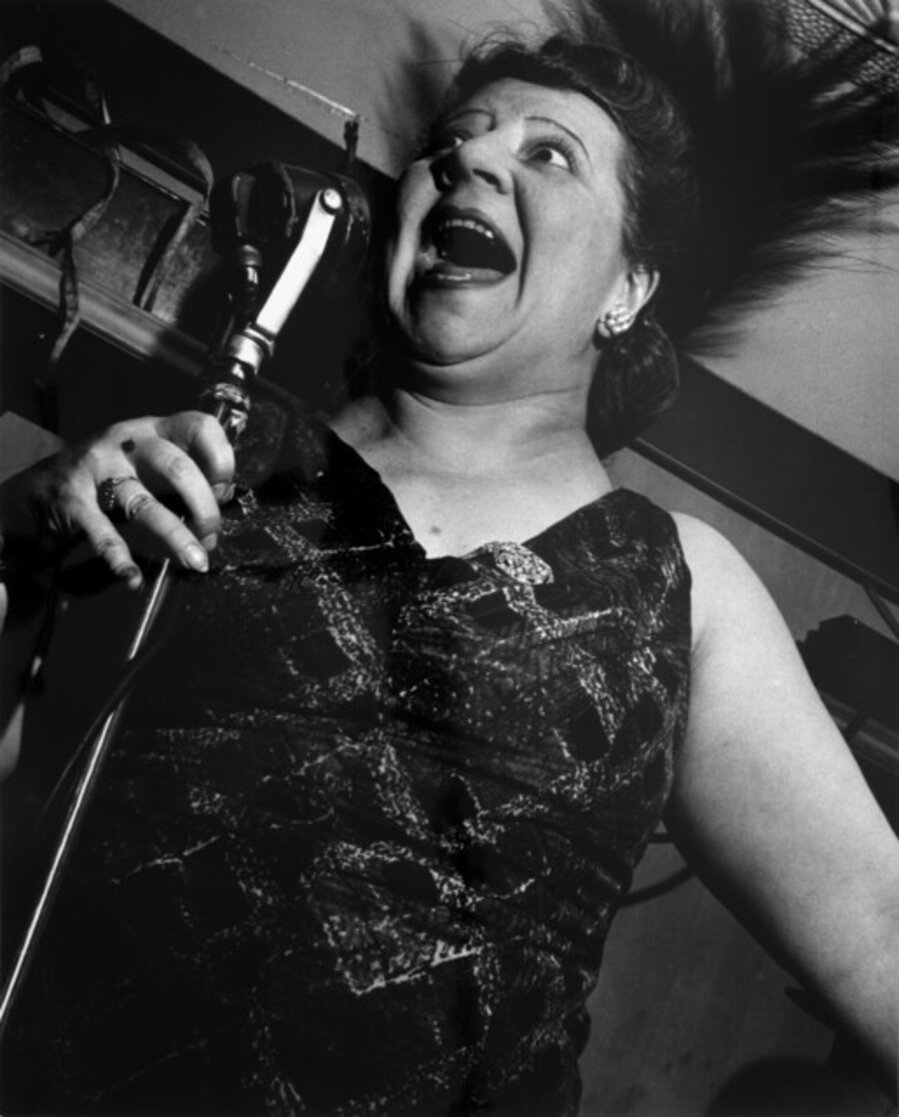 Singer at the Cafe Metropole, New York City