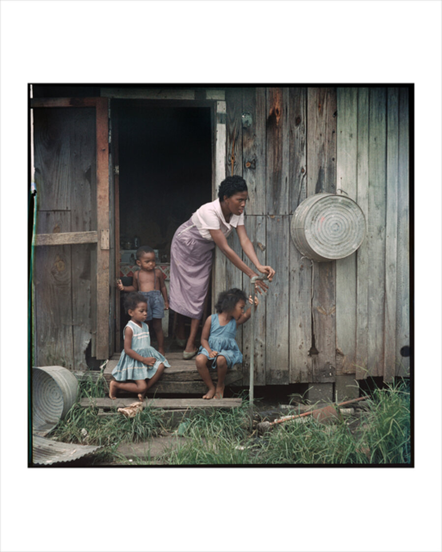 Mother and Children, Mobile, Alabama, 1956