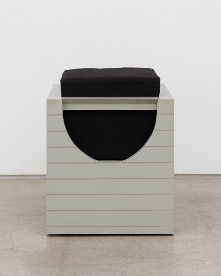 Manuel Stool