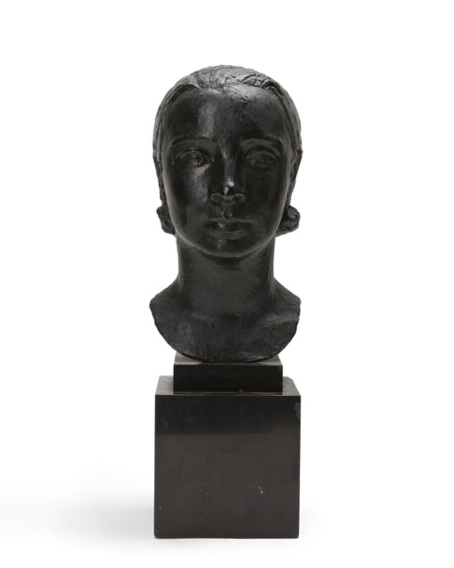 Bust of a woman