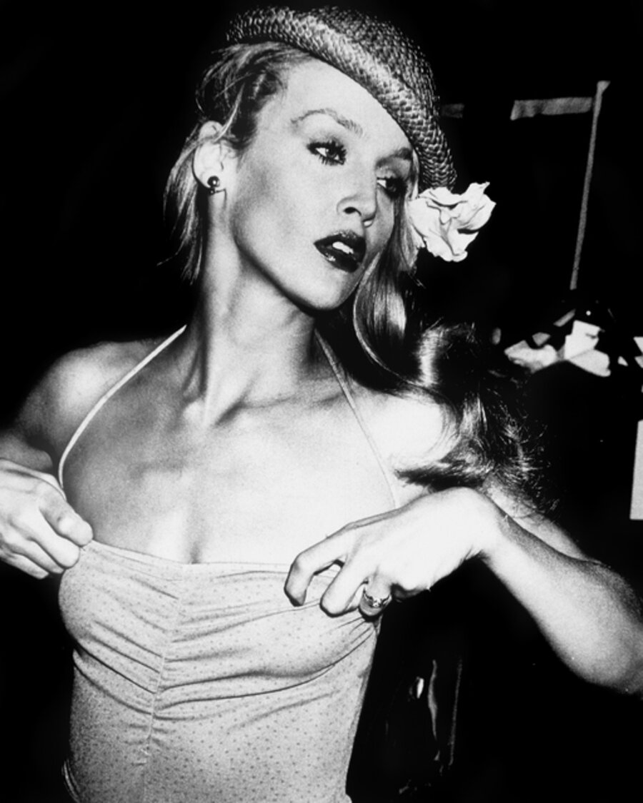 Jerry Hall Backstage, Krizia Fashion Show