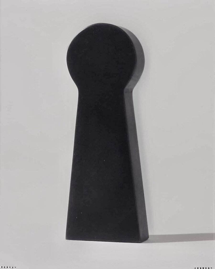 No Title (Keyhole)