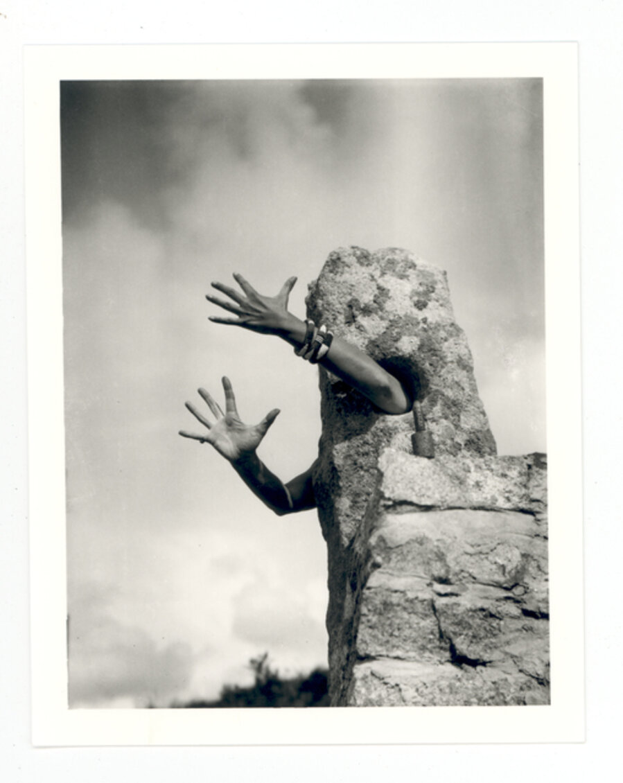 Je Tends Les Bas, 1931