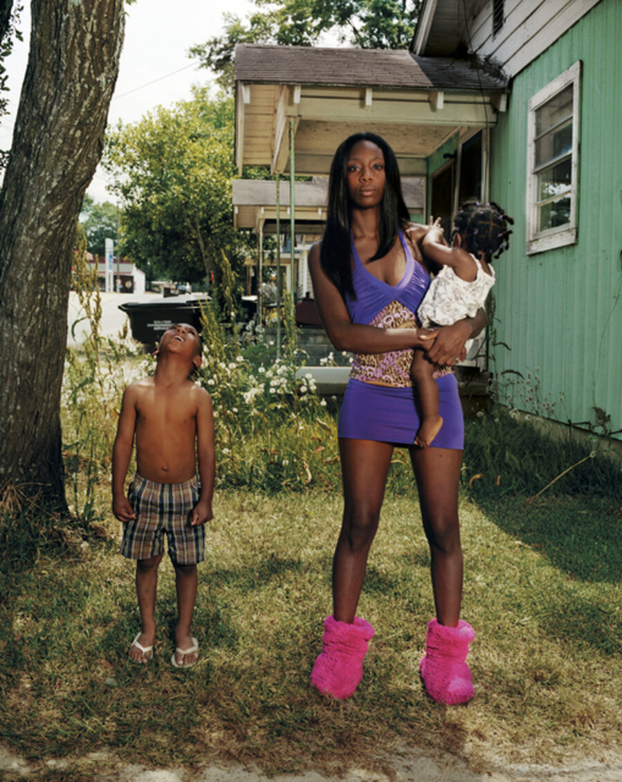 Niesha with her children