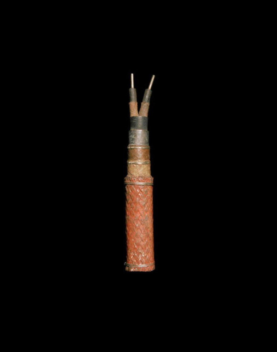 LSXAV cable with lead sheath and tar coating 2 x 4 mm, multi strand, from the series "The Time Machine"