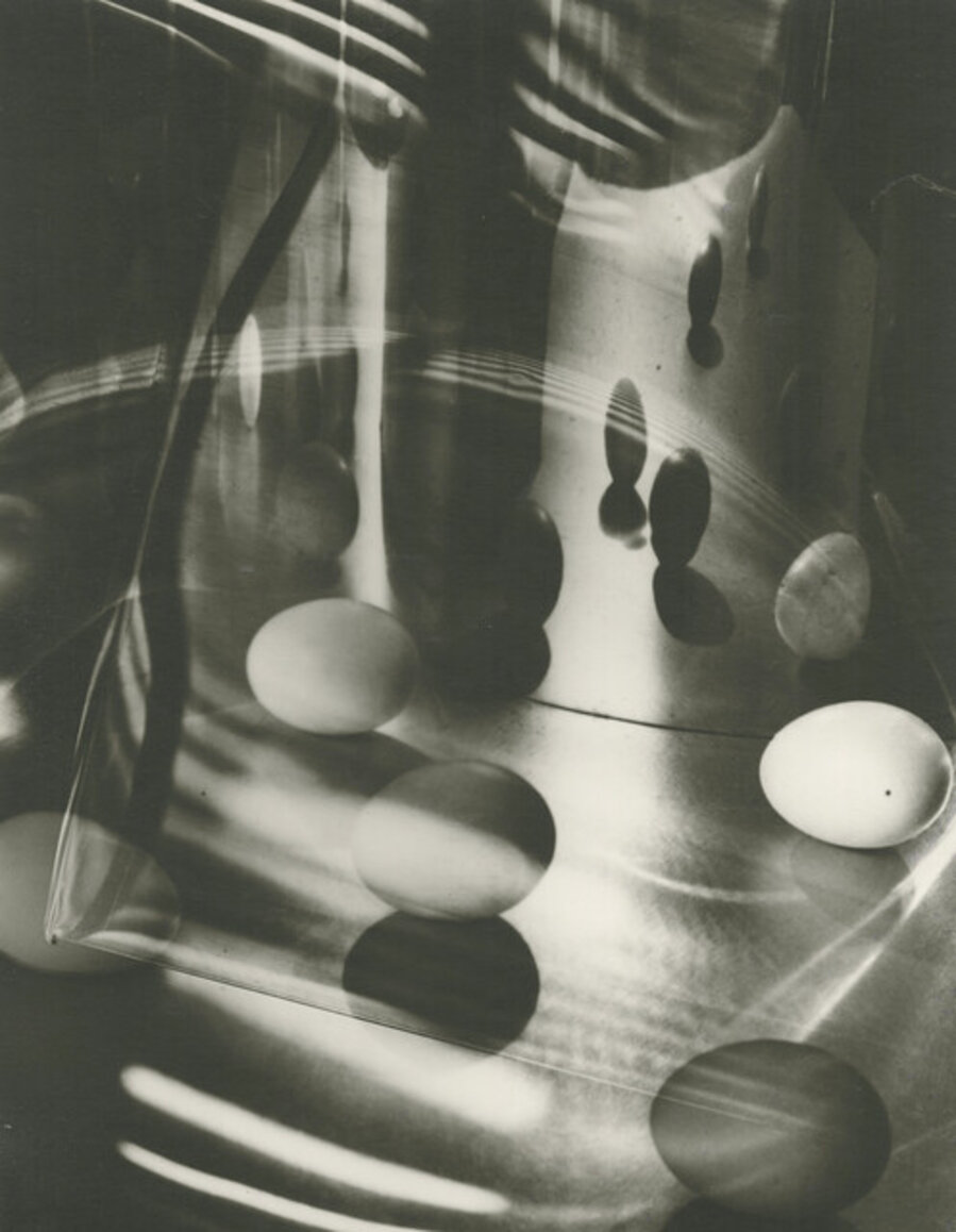 Eggs Encircled
