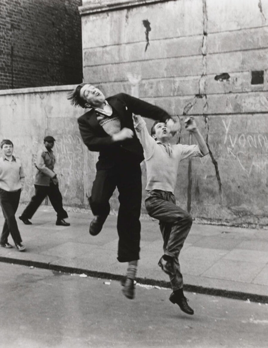 Footballers, Southam Street, North Kensington, London