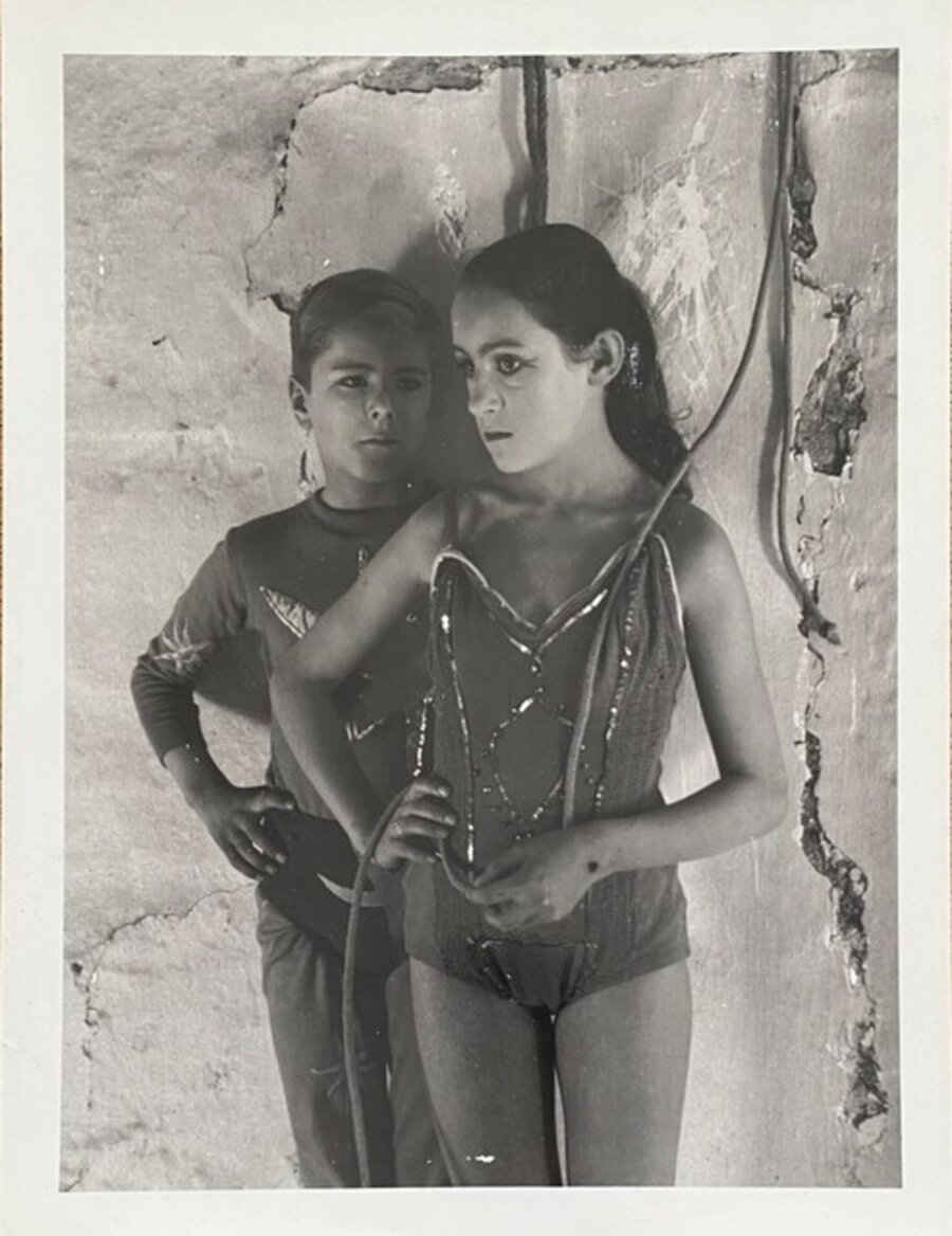 Acrobate et trapéziste, Arles, 1955