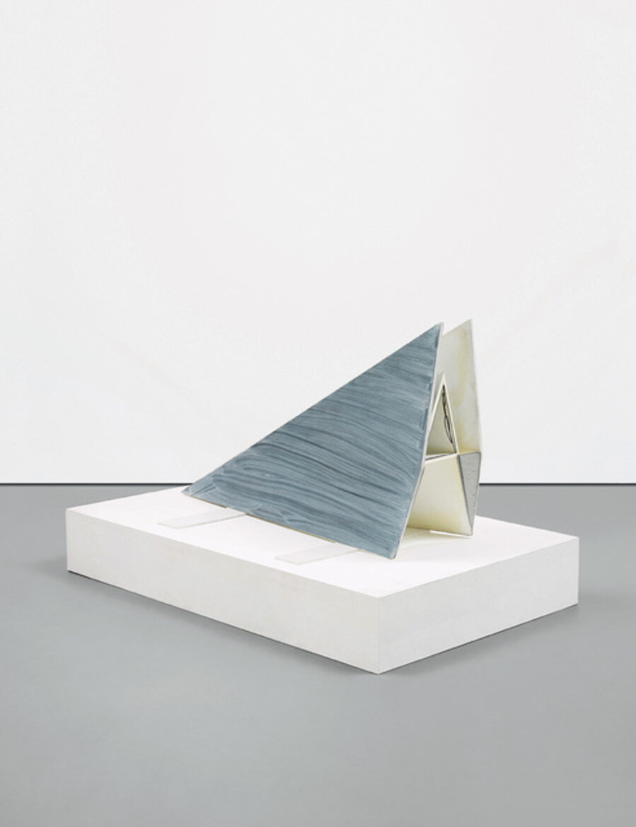 Untitled (Buchstable)
