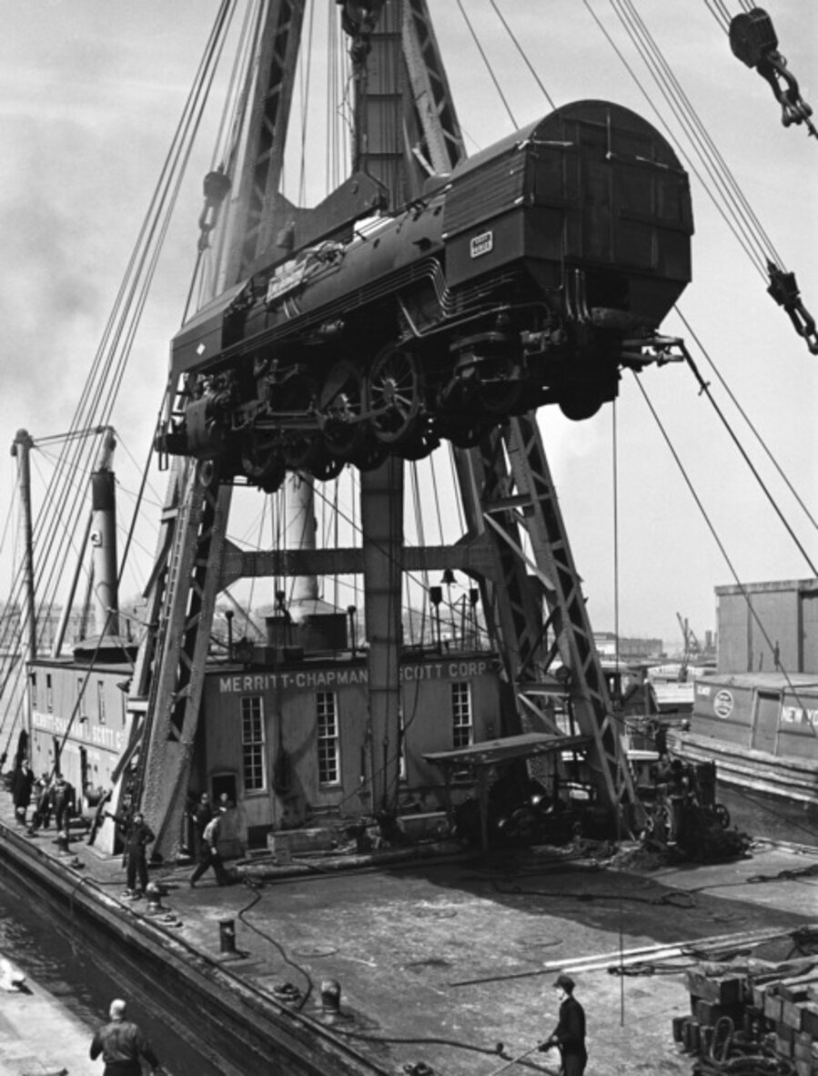 Locomotives bound for France, NY