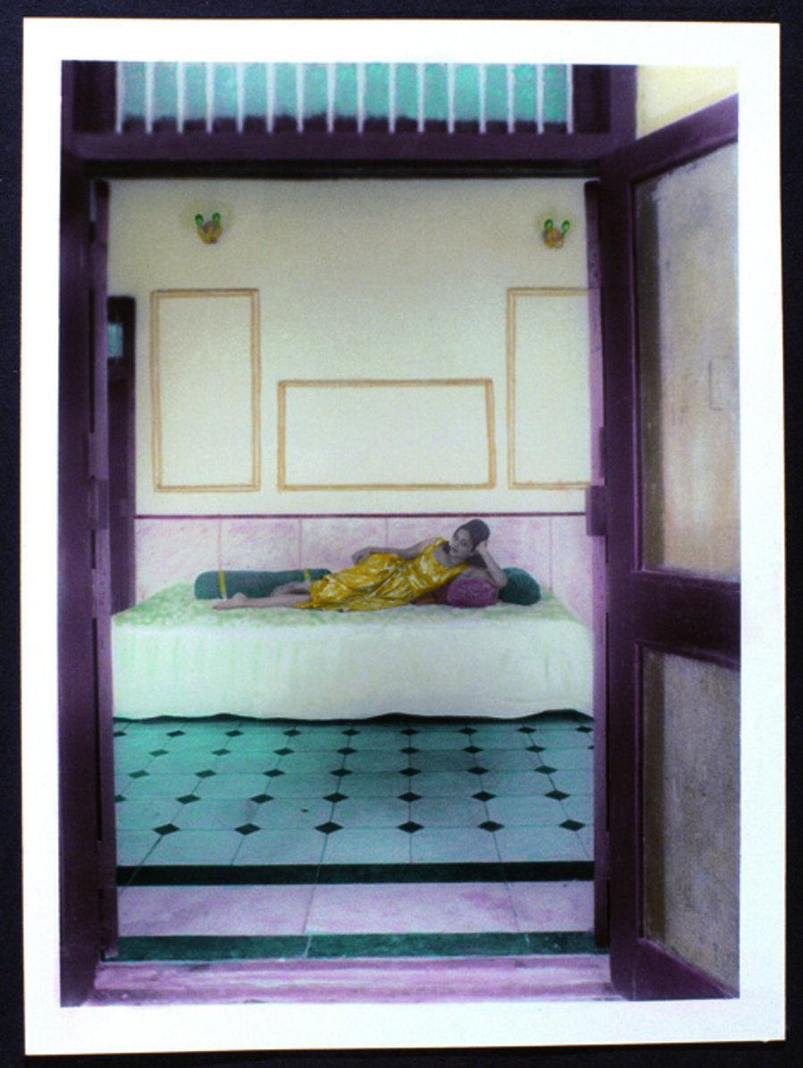 Sunhere Sapne (Golden Dreams)