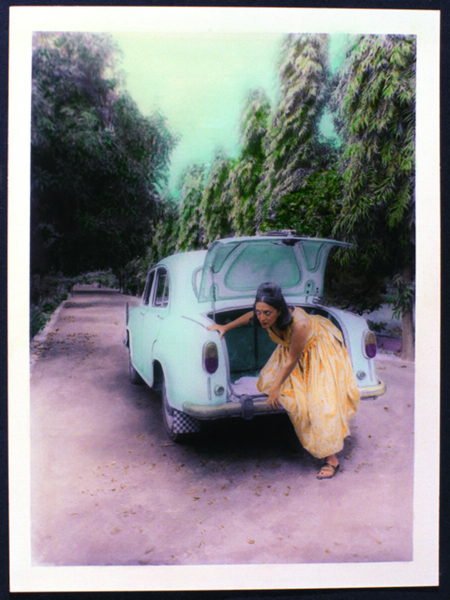 Sunhere Sapne (Golden Dreams)