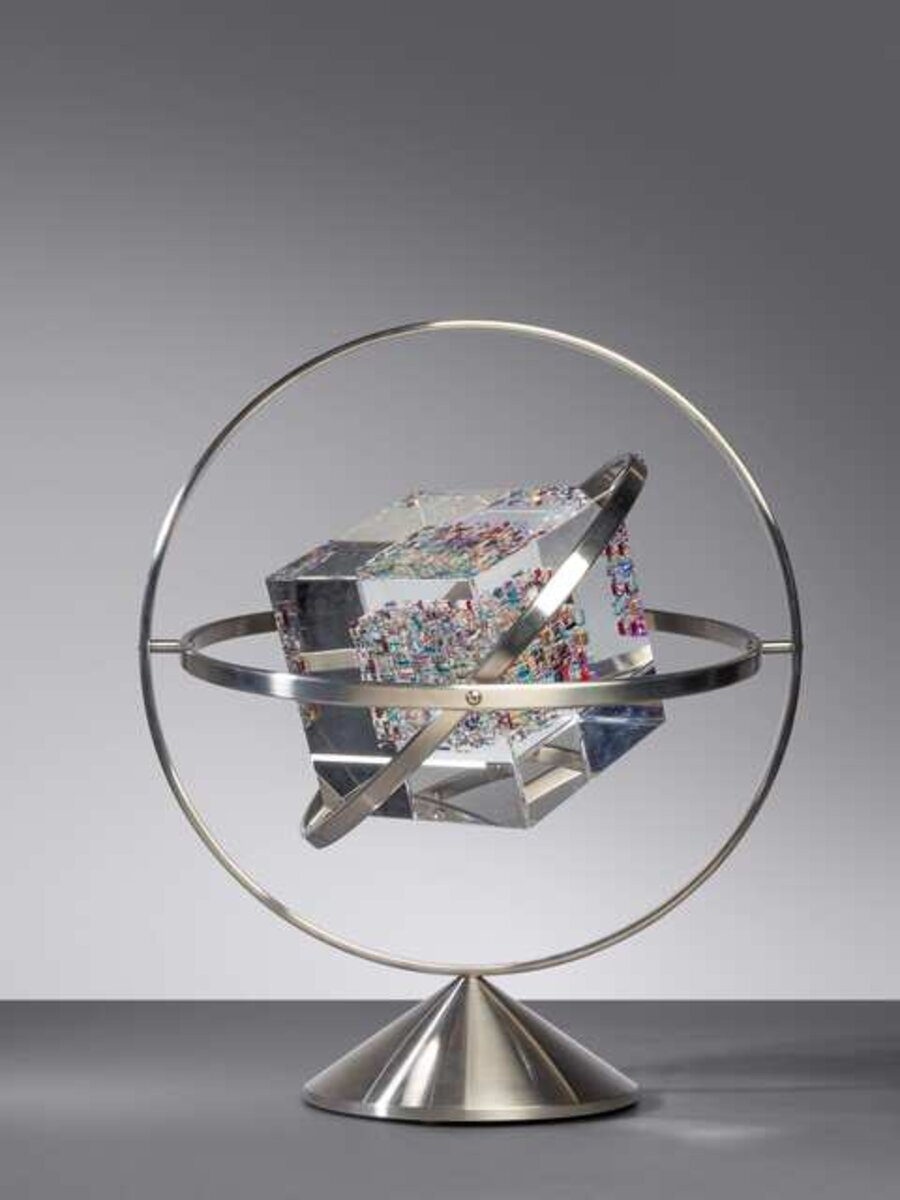 Spinning Stratus, 2001