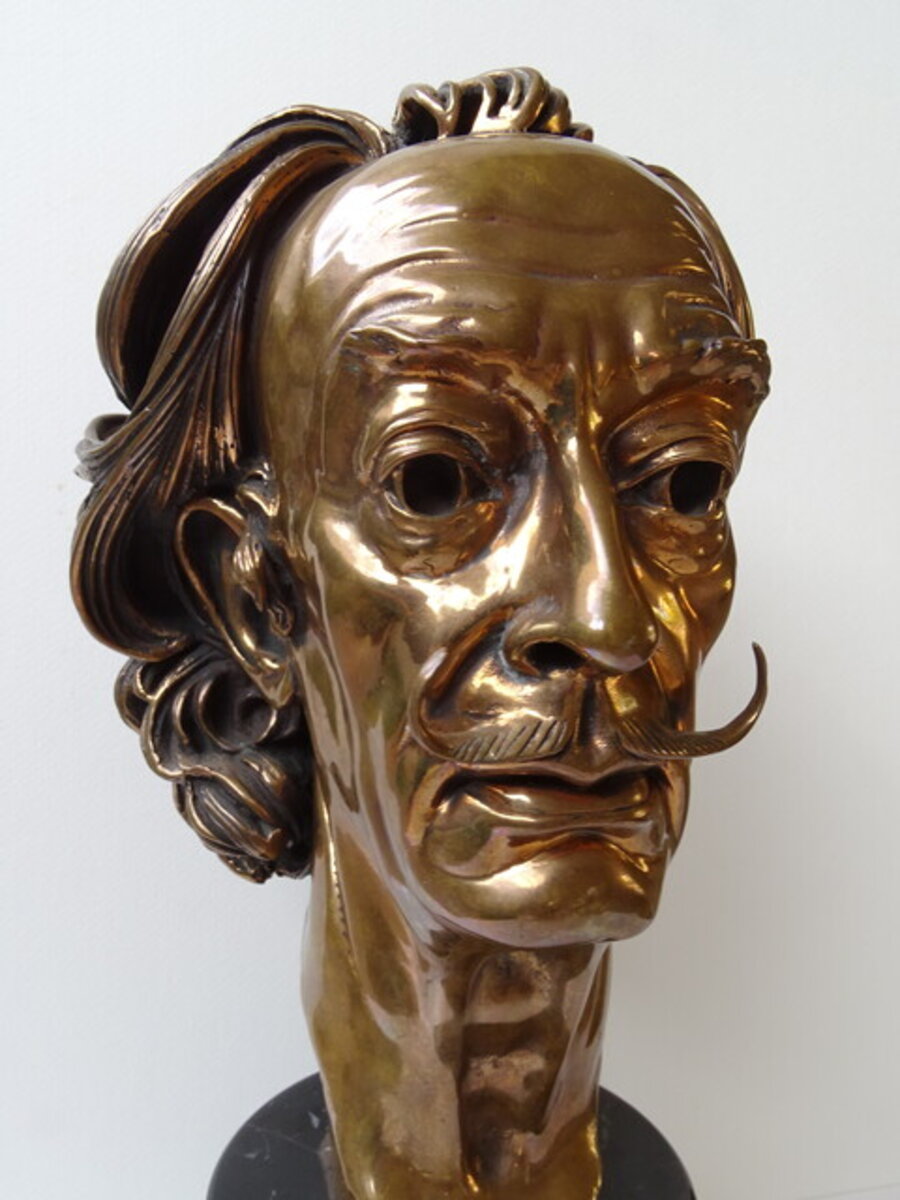 Salvador Dalí, Cadaqués Figueres