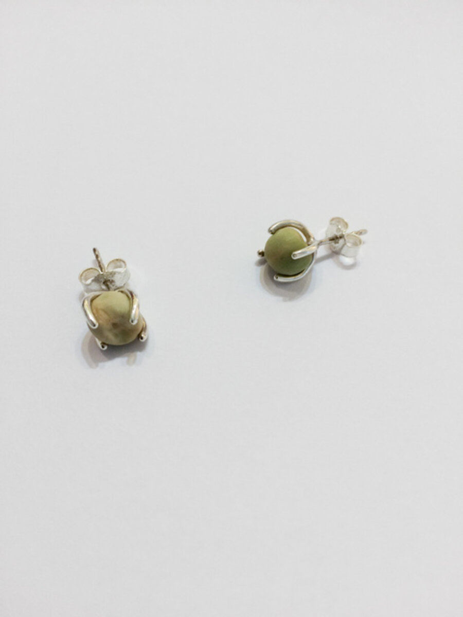 Pea Earrings