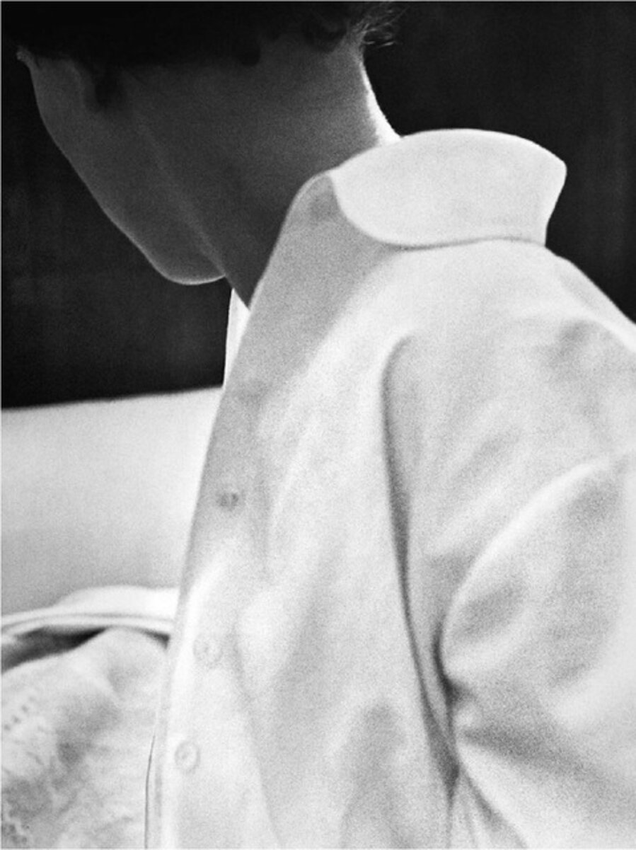 White blouse, The Eye of Love, Paris
